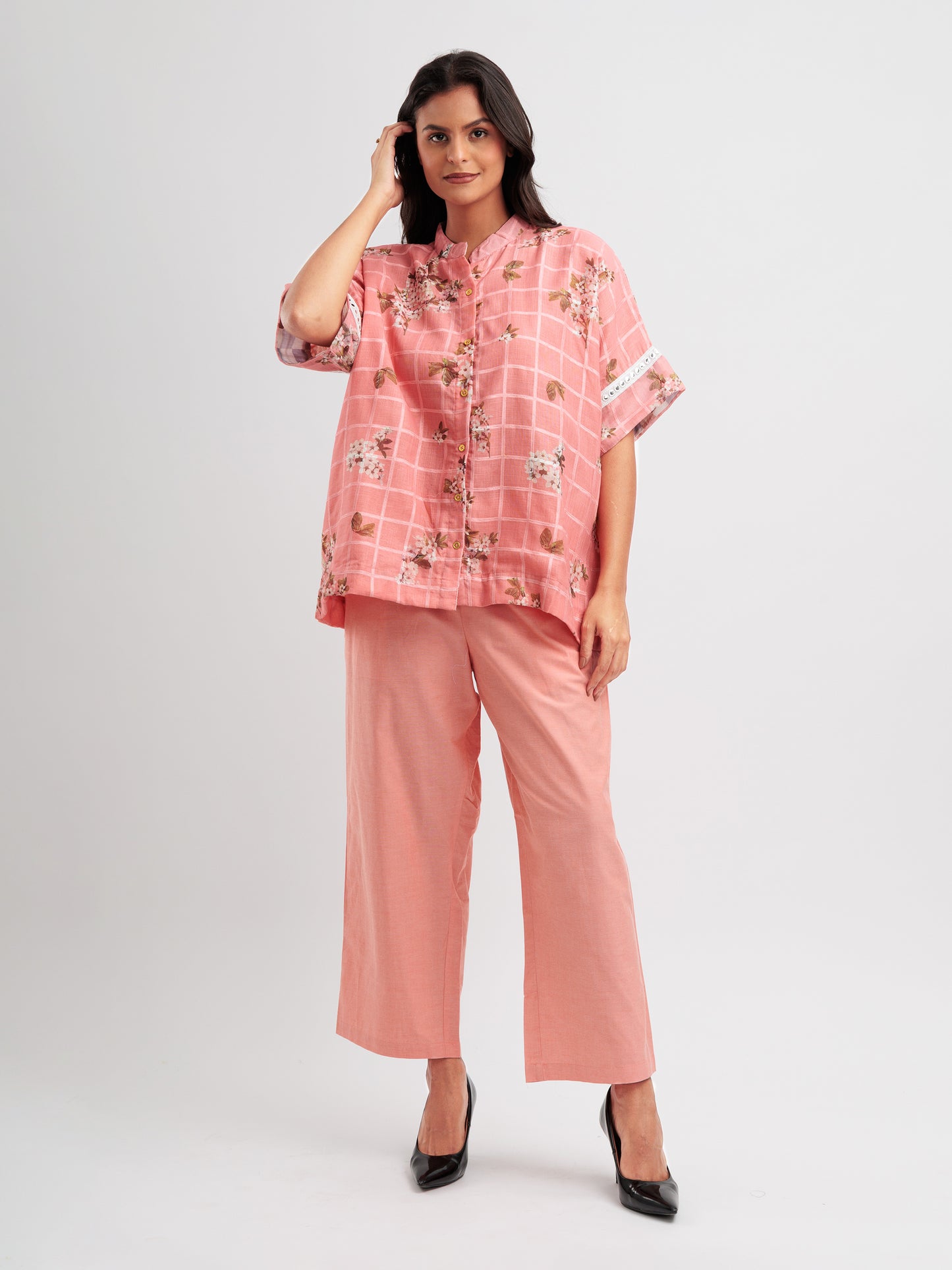 Peach floral kaftan shirt with lace sleeves and mandarin collar from The Thread Therapy.